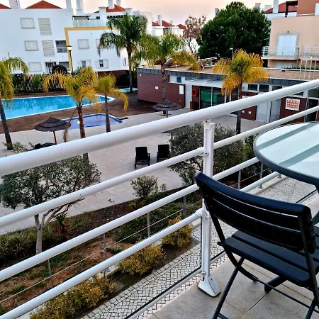 Cabanas Beach Apartment 카바나스데타비라